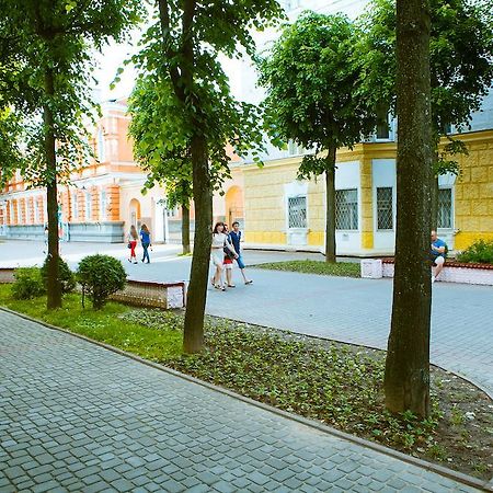 Lira Boutique Hotel Mogilev Bagian luar foto