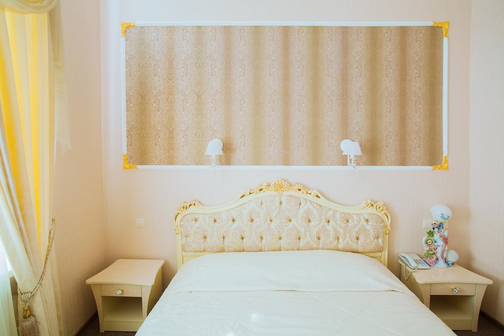Lira Boutique Hotel Mogilev Ruang foto